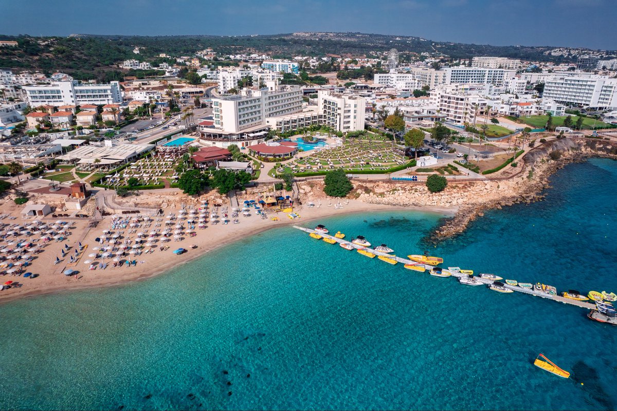 Capo Bay Hotel tweet media