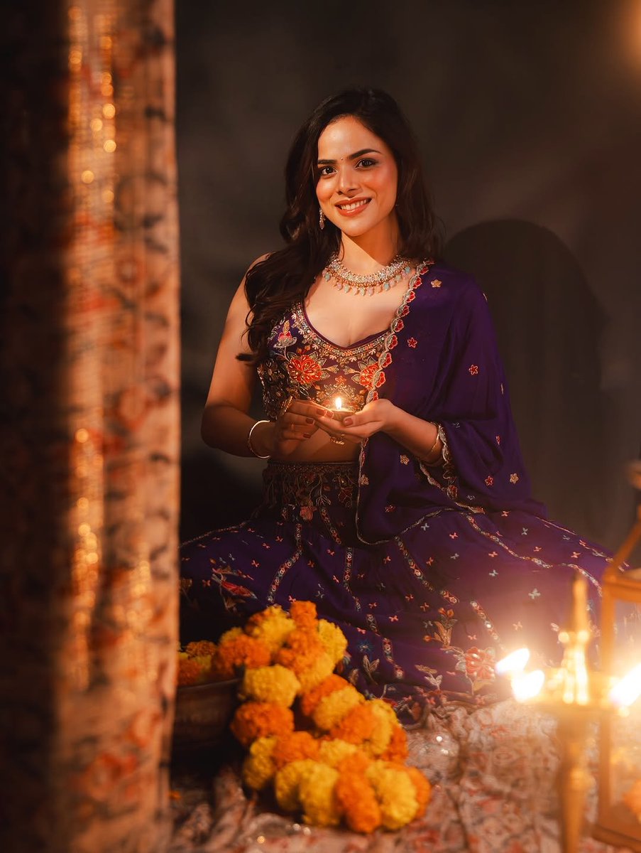 InstaLink_Hub's tweet photo. Kriti Garg 💜

#KritiGarg
🧵: 2/2 https://t.co/2rzJBKqd2r