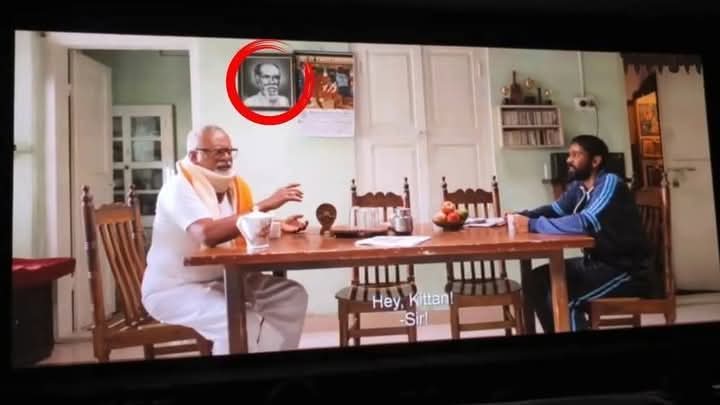 மறுபடியும் 
சொல்லுறேன்...

#BisonKaalamadan

இது தமிழர் ஒற்றுமைக்கான 
திரைக்காவியம்...!!
இவர் ஓர் வன்னியர்...

இவரை யார் என்று தேடுங்கள்...??

மாரி என்பவன் அறம் சார்ந்து வாழும் தமிழ்சமூகத்தில் தன் கலைவடிவத்தில் ஒற்றுமையை நிகழ்த்த முயல்பவன்....!!

<a href="/mohandreamer/">Mohan G Kshatriyan</a>