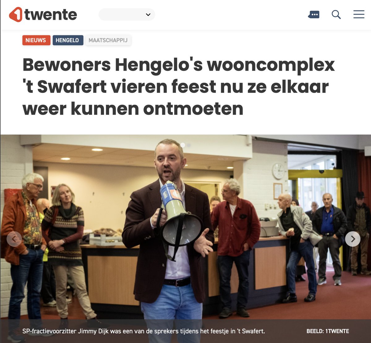 Bewoners die hun woningen en gemeenschapsruimte heroveren van beleggers.

Bewoners van ‘t Swafert laten zien wat in heel Nederland moet gebeuren. We bouwen verenigingen van, voor en door huurders.

Niet de winst maar het wonen en de gemeenschap moeten centraal staan.