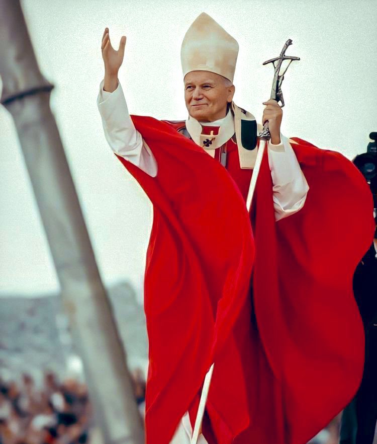 SkyVirginSon's tweet image. St. John Paul II, herald of hope, intercede for us that we may be not afraid to follow Christ. Amen 🙏