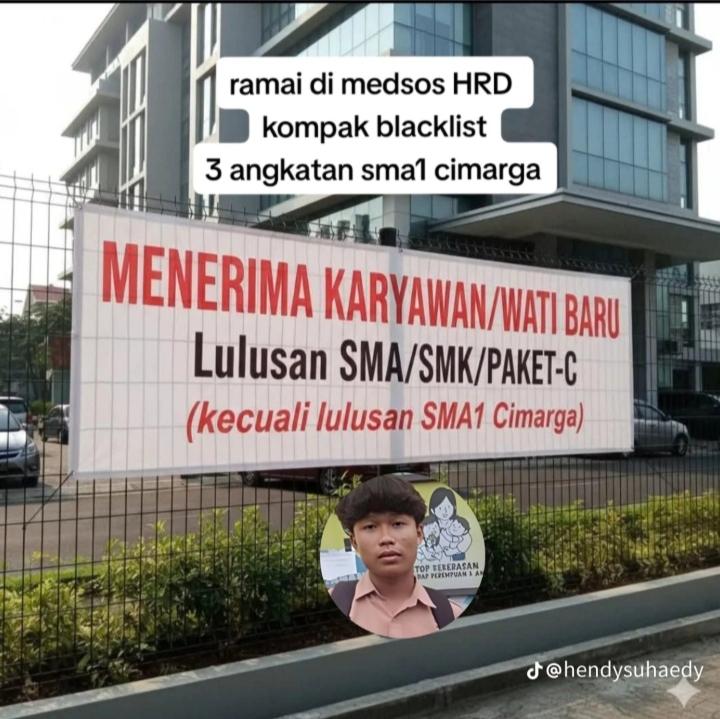 <a href="/KangManto123/">KANG MANTO</a> Udah kadung ramai pak 
🙏🏻