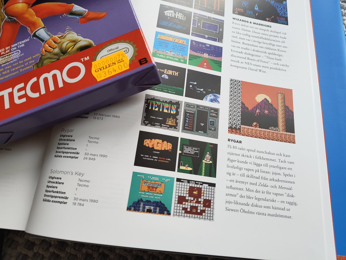 kimpa_85's tweet image. 🌄 Nytt till samlingen! 🌄
🦇 Rygar till Nes.
✅ Version: NES-RY-EEC (00123).
🇸🇪 Release: 1990-03-30 i Sverige.
🖥️ Utvecklare: Tecmo
🚛 Distribution: Bergsala.
🎮 Antal spelare: 1 spelare.
💫 Genre: Action.
🔦 Svårfångad: 8 av 10 i detta skick.
💸 Samlarvärde: 7 av 10 i detta…