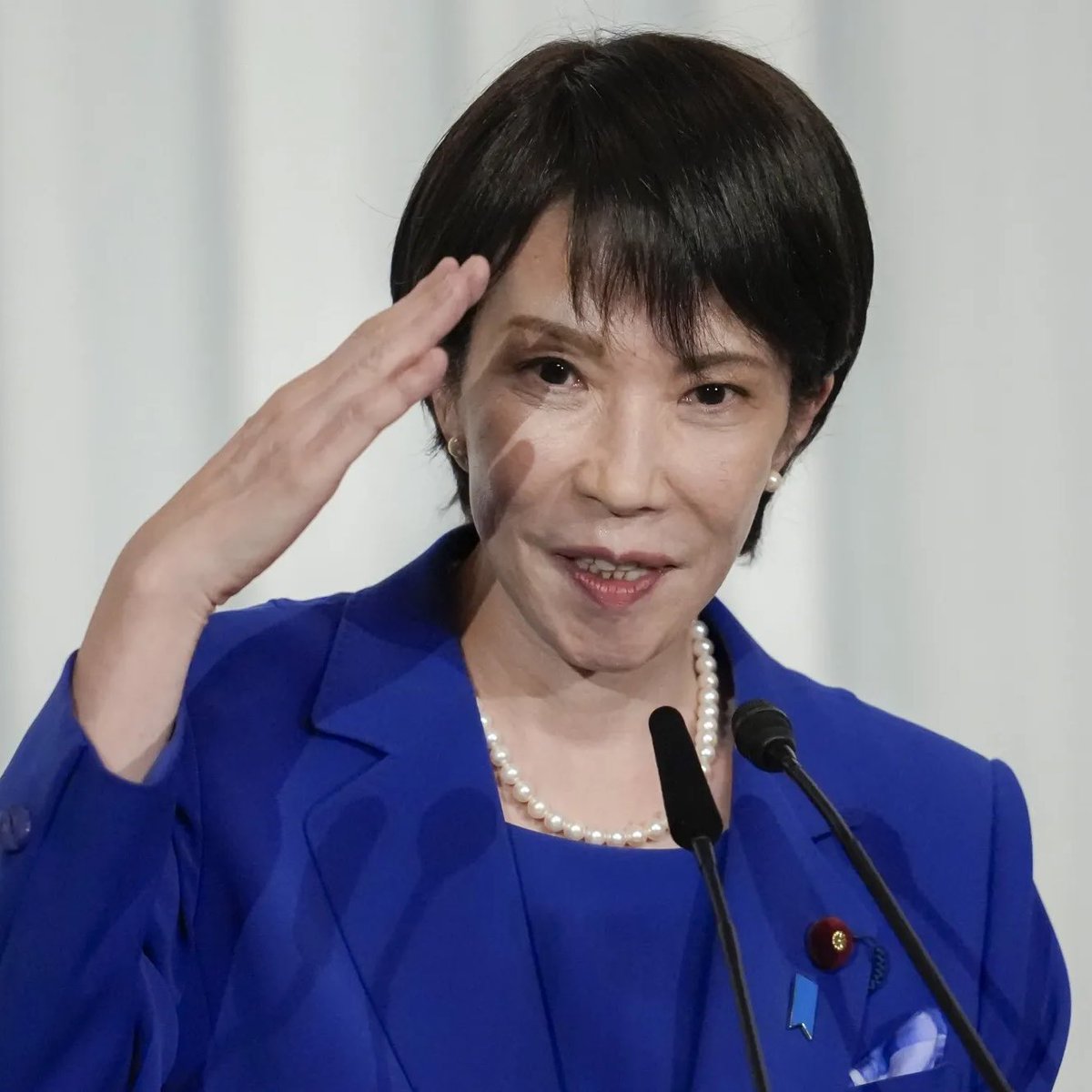 BigRyan's tweet photo. This is Sanae Takaichi. If you don't know her yet, you will.

Japan's first female prime minister, she broke through in a nation where women hold just 10% of parliamentary seats.

Sanae won the LDP leadership and secured the role via a coalition with the Japan Innovation Party after the LDP lost majorities amid scandals.

From Nara, with a cop mom and auto-worker dad, she funded her Kobe University studies with part-time jobs, despite family pushback, and played drums in a heavy metal band.

Elected independently in 1993, she joined the LDP in 1996, rising through key roles.

A self-styled "Iron Lady" inspired by Thatcher, mentored by Shinzo Abe, she's nationalist, hawkish on China, and Taiwan-friendly, while opposing same-sex marriage, aligning with global conservative populism.

Her "Sanaenomics" pushes bold monetary easing, fiscal stimulus, and investments in #AI, semiconductors, and defense.

For America, she's a key ally: upholding U.S.-Japan trade deals, boosting defense spending, and countering China, aligning with Trump's Asia moves

Sanae's in motion...

• Uniting the LDP
• Tough on immigration
• Pushing defense reforms
• Reviving "Japan is Back"

Keep eyes on Sanae. Japan's economic revival may be underway.