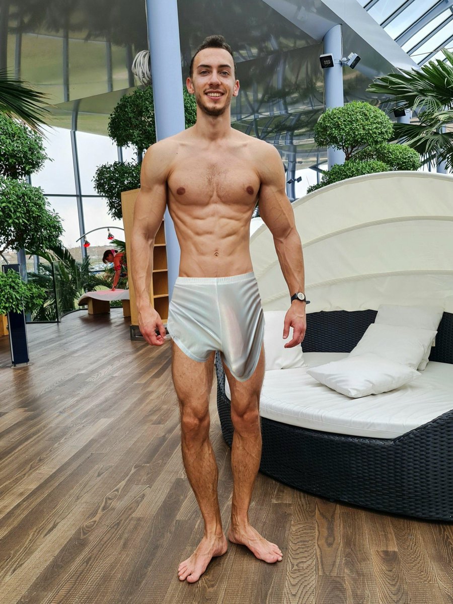 Dan Stud tweet media