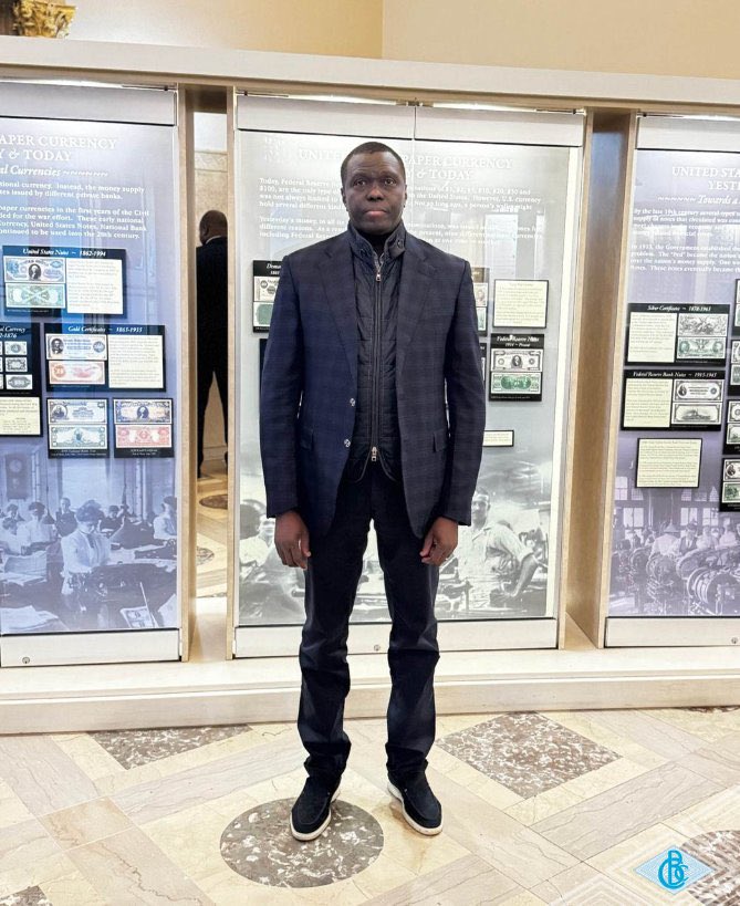 eunice_loba's tweet image. 🚨La #BCC aux standards internationaux 🇨🇩🤝🇺🇸

Une coopération qui se renforce avec le Trésor Américain.

Dans le cadre du renforcement des relations entre la RDC et les États-Unis dans le domaine de l’impression des billets de banque et de la sécurité fiduciaire, une délégation…