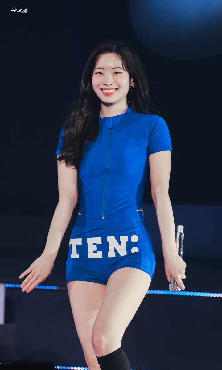 cinedahyun's tweet image. BODY TEAAAAAAA