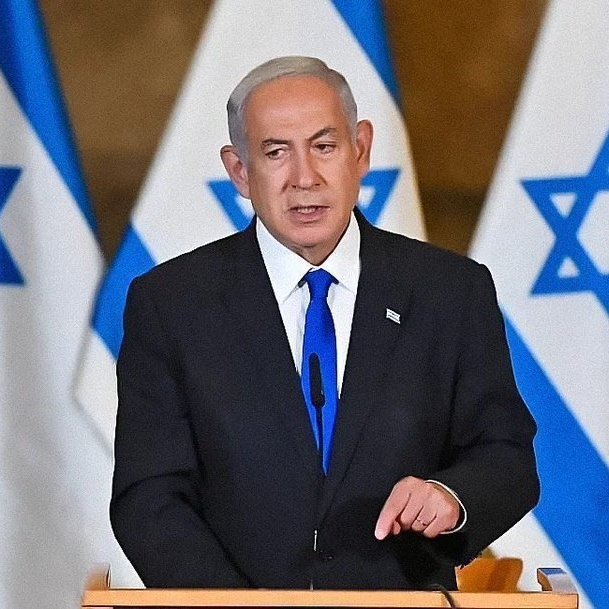 BREAKING:

Canada’s Prime Minister says Canada will arrest Netanyahu if he comes to the country.