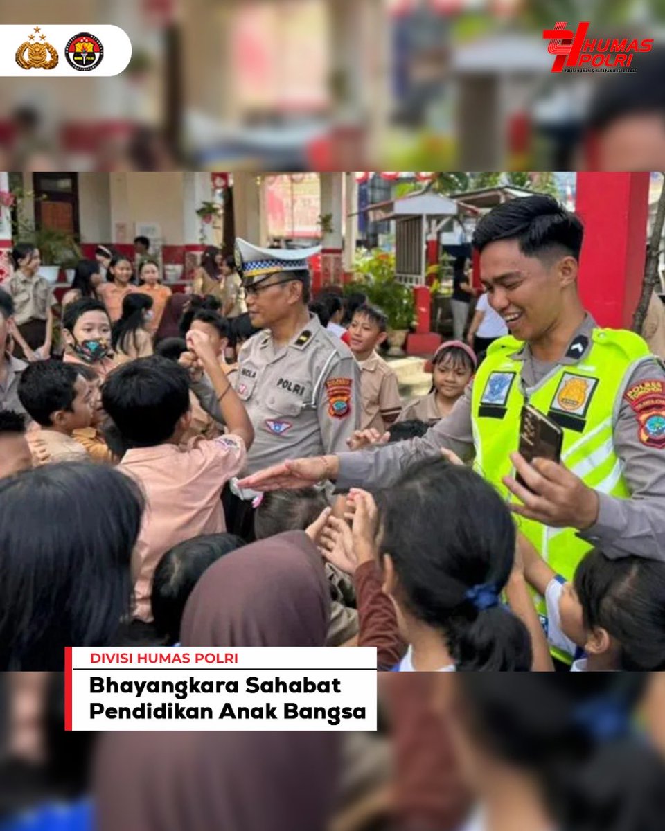 Dengan senyum dan semangat,Polri hadir di sekolah untuk mendekatkan diri dengan anak-anak,menanamkan disiplin dan rasa aman sejak dini. Kehadiran Bhayangkara menjadi sahabat yang menumbuhkan semangat belajar dan cinta tanah air di hati generasi penerus bangsa.

#WujudkanSDMUnggul