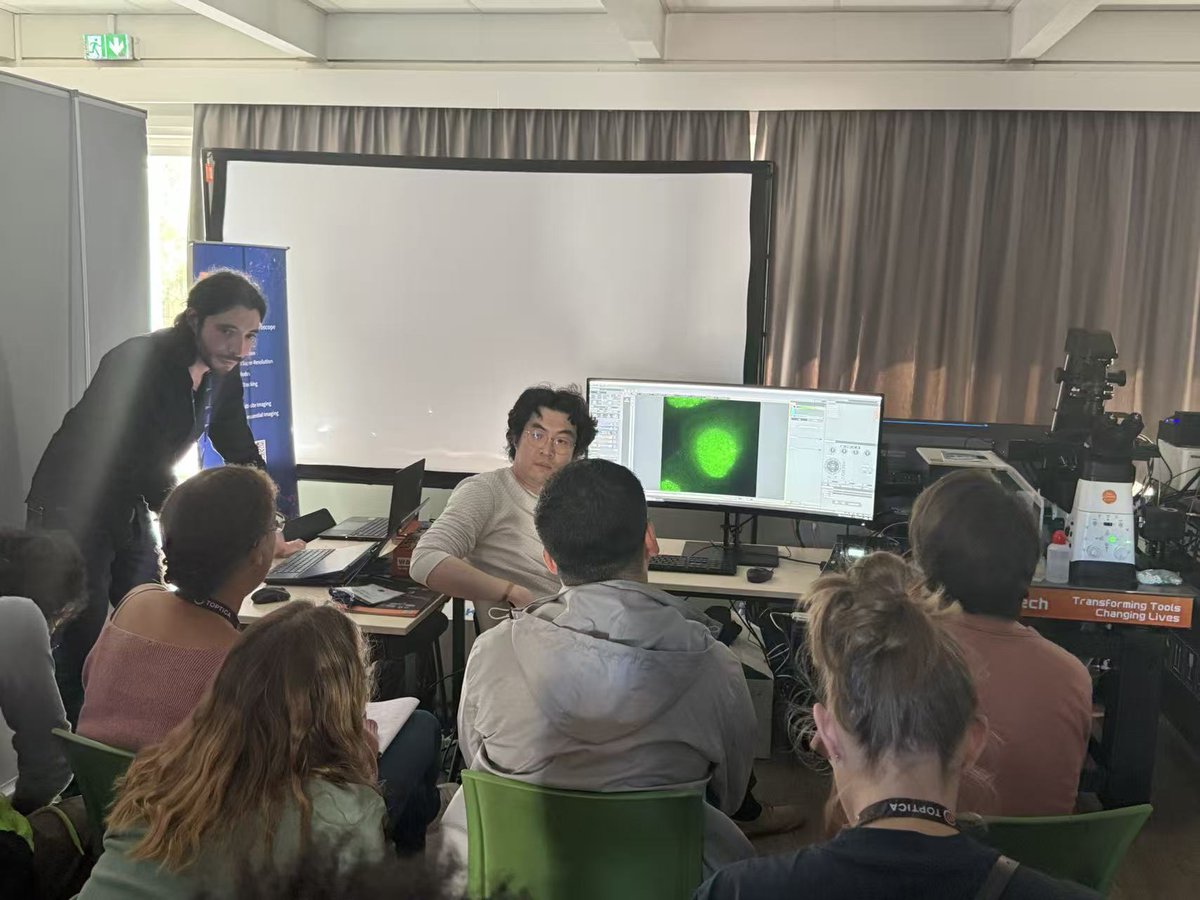 CSRBiotech's tweet image. A big thanks to everyone who came to see our system in action, test their samples, and share their insights! Your enthusiasm truly made the #mifobio2025 special. @christlet @GDR_ImaBio 
If you couldn’t make it this year, send us a message. We’d love to share more!
#MISIM