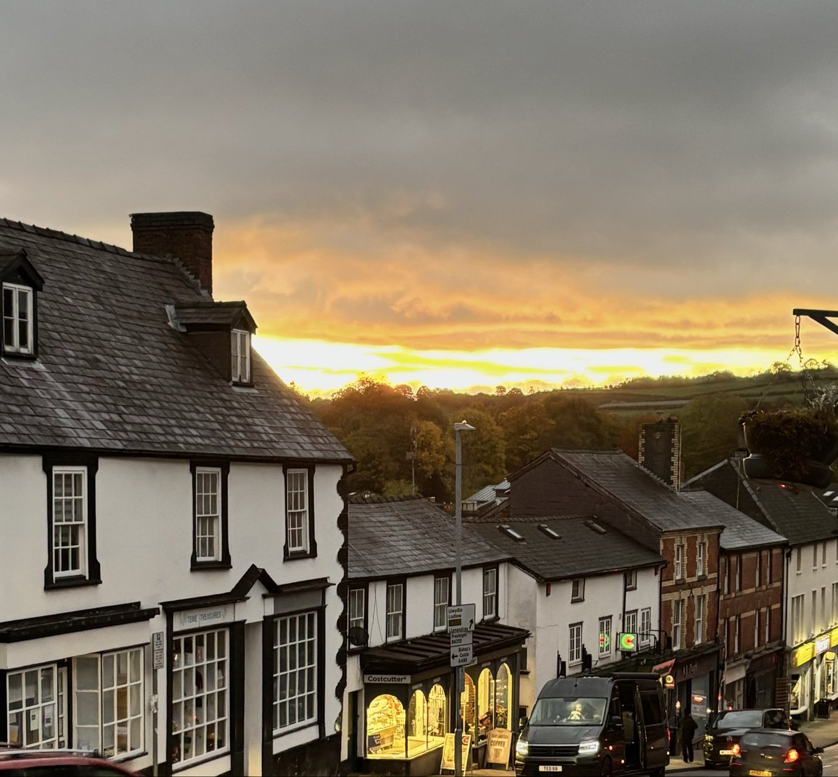 Knighton, Radnorshire, 7.30am, 21.10.25. Looking towards England.