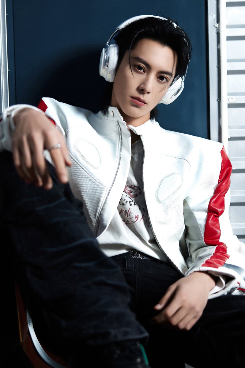 さともも Nintendo Switch 本体のみ 動作確認済み ＃5537 Nintendo Switch