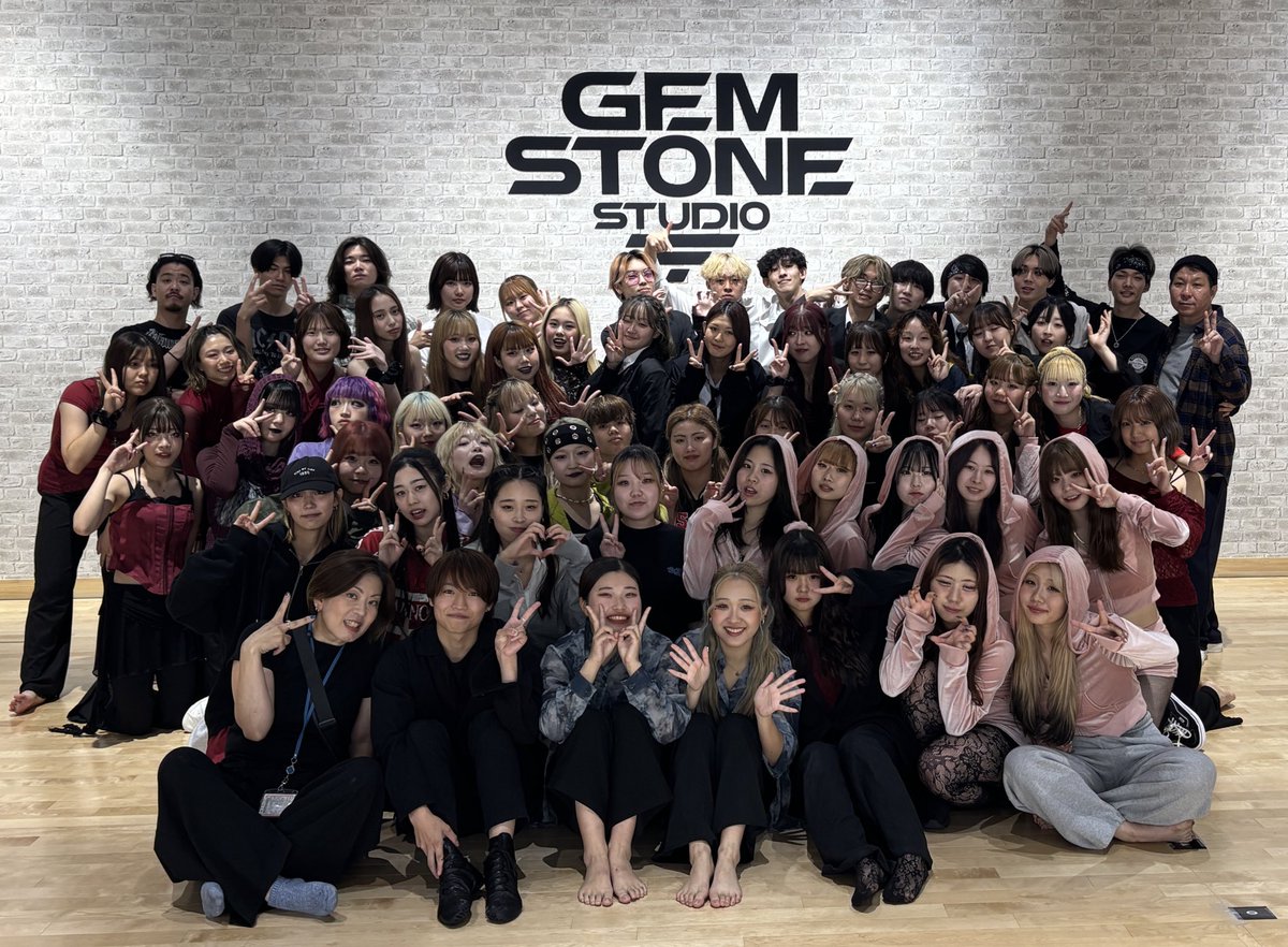 【 CLUB DP in 紅華祭 】

10/12,13 に学校祭がありました😽八王子DPでは初めてのCLUB DP ✨️1年生だけで作り上げたものとは思えない素晴らしいステージでした👍🏼
2日間ありがとうございました🙏☺

動画やその他の写真はInstagramに載っていますのでそちらもご覧下さい⭐️