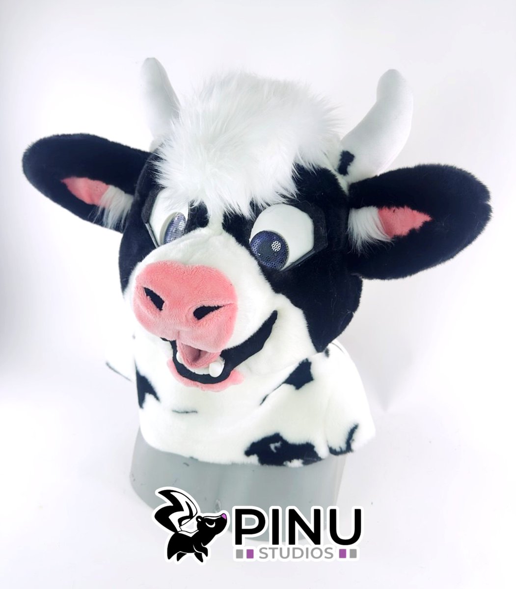Cow-abunga! 'Cause everything's more fun if you're a cow 🐄

Cow partial with head, hand hoofs, tail, removable eyelids, teeth and set of two tongues.

$1,900 USD with free shipping within US (international shipping with extra cost).
pinu.store/premades/p/cow…

#fursuit #furry