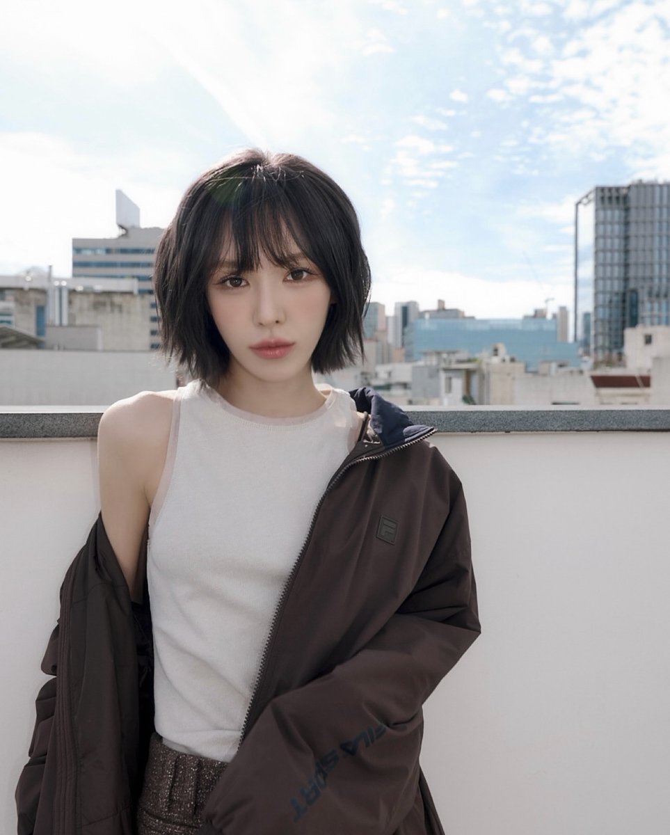 [Yang ini lagi jadi main, side ada 2, lagi hibernasi]