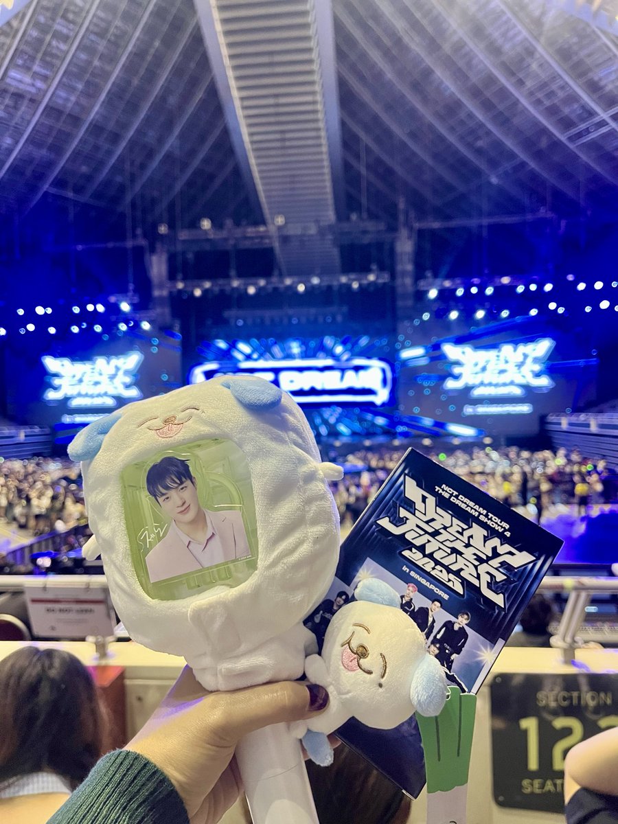 ppytwi's tweet photo. My kind of happiness, thank you 7Dream 💚💚💚💚💚💚💚 https://t.co/uTIcsbID0F