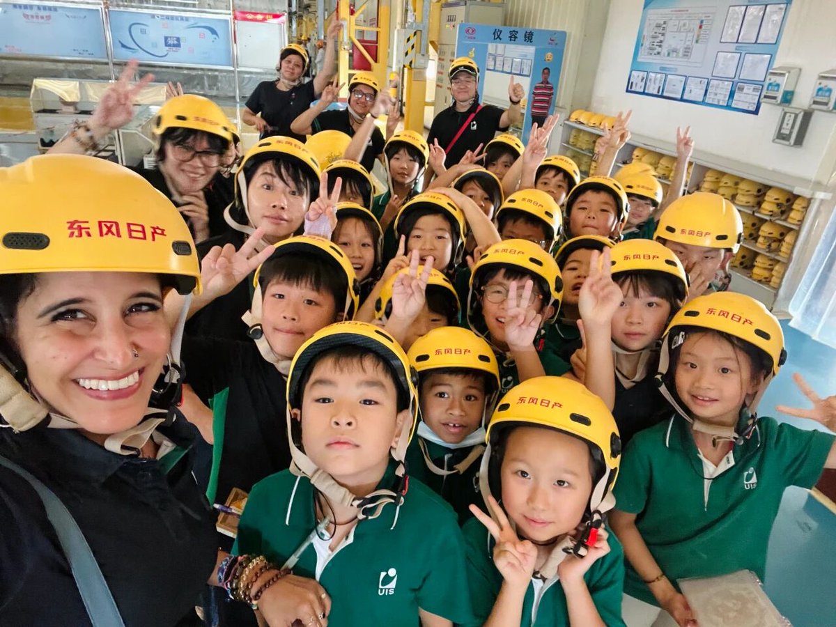 G3's Learning Journey at Nissan | UISG G3车轮上的课堂
utahloy.cn/gz/news/g3s-le…
Our Grade 3 students visited the Nissan factory on an educational trip. Guided by professionals, they explored key sections and witnessed the entire process of building a car—from parts...