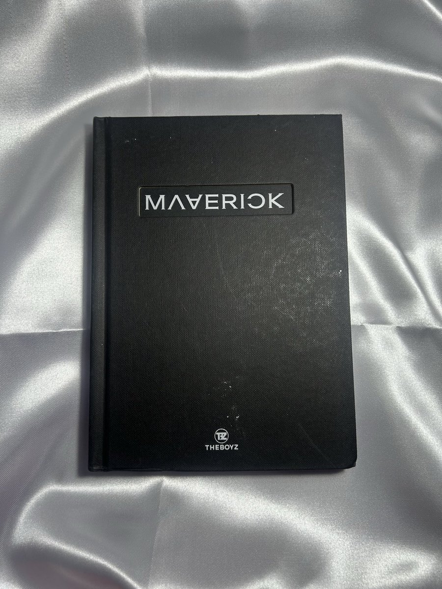 minsleepy93's tweet photo. WTS/LFB

𝗔𝗹𝗯𝘂𝗺𝘀:
The Boyz Maverick
(Photobook Only)- ₱100
(Photobook with PC’s, No other inclusions)- ₱200
Issue: Dents

NCT 127 Favorite (Photobook Only)- ₱100
Issue: Dents

Wonho Blue Letter (Photobook Only)- ₱120
Issue: Dents https://t.co/x5clN1H1N5