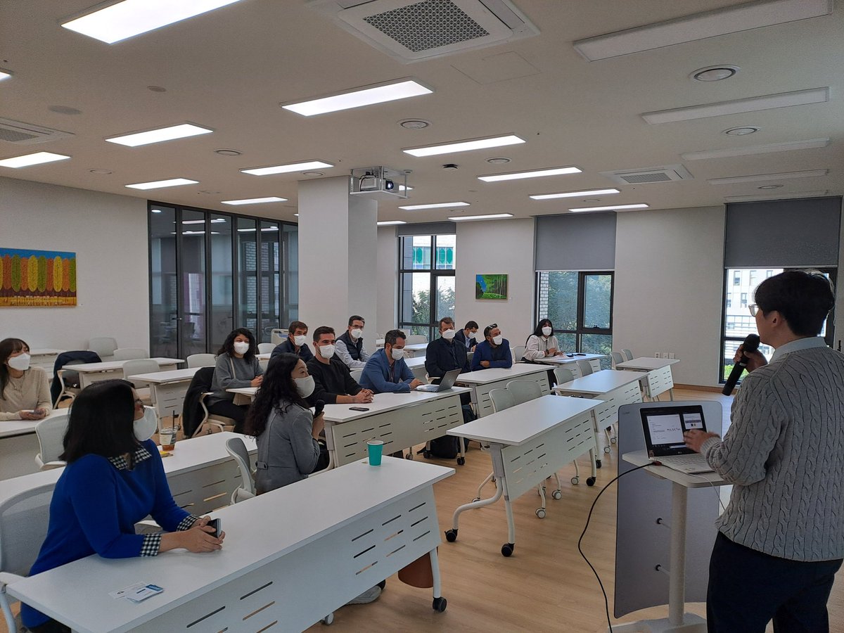 LabORA_robotics's tweet image. 🇰🇷 DAY 2: LabORA in Seoul 
Our mission continues visiting:
3⃣ KB Golden Life Care – It operates premium senior residences, integrating assistive robotic technologies to enhance residents’ wellbeing and independence
#AssistiveRobotics #Seoul