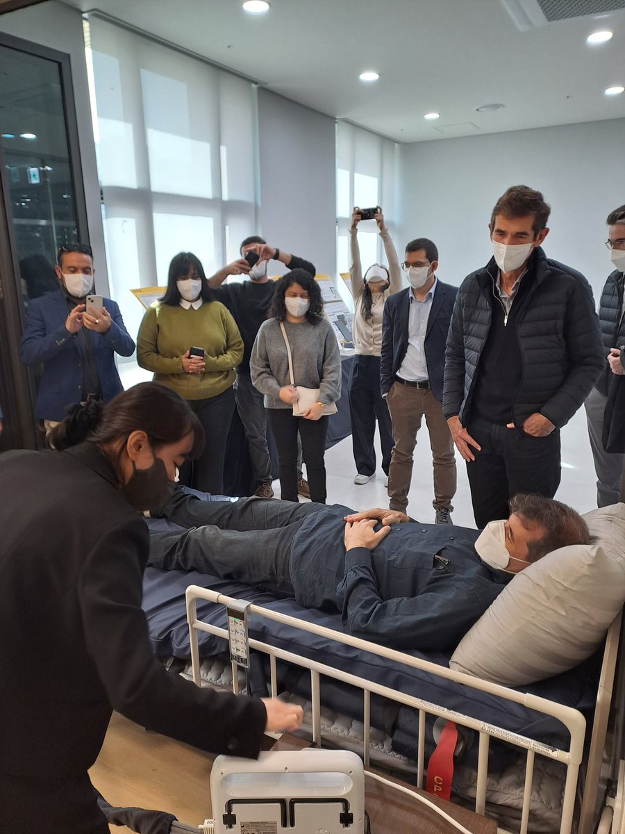 LabORA_robotics's tweet image. 🇰🇷 DAY 2: LabORA in Seoul 
Our mission continues visiting:
3⃣ KB Golden Life Care – It operates premium senior residences, integrating assistive robotic technologies to enhance residents’ wellbeing and independence
#AssistiveRobotics #Seoul
