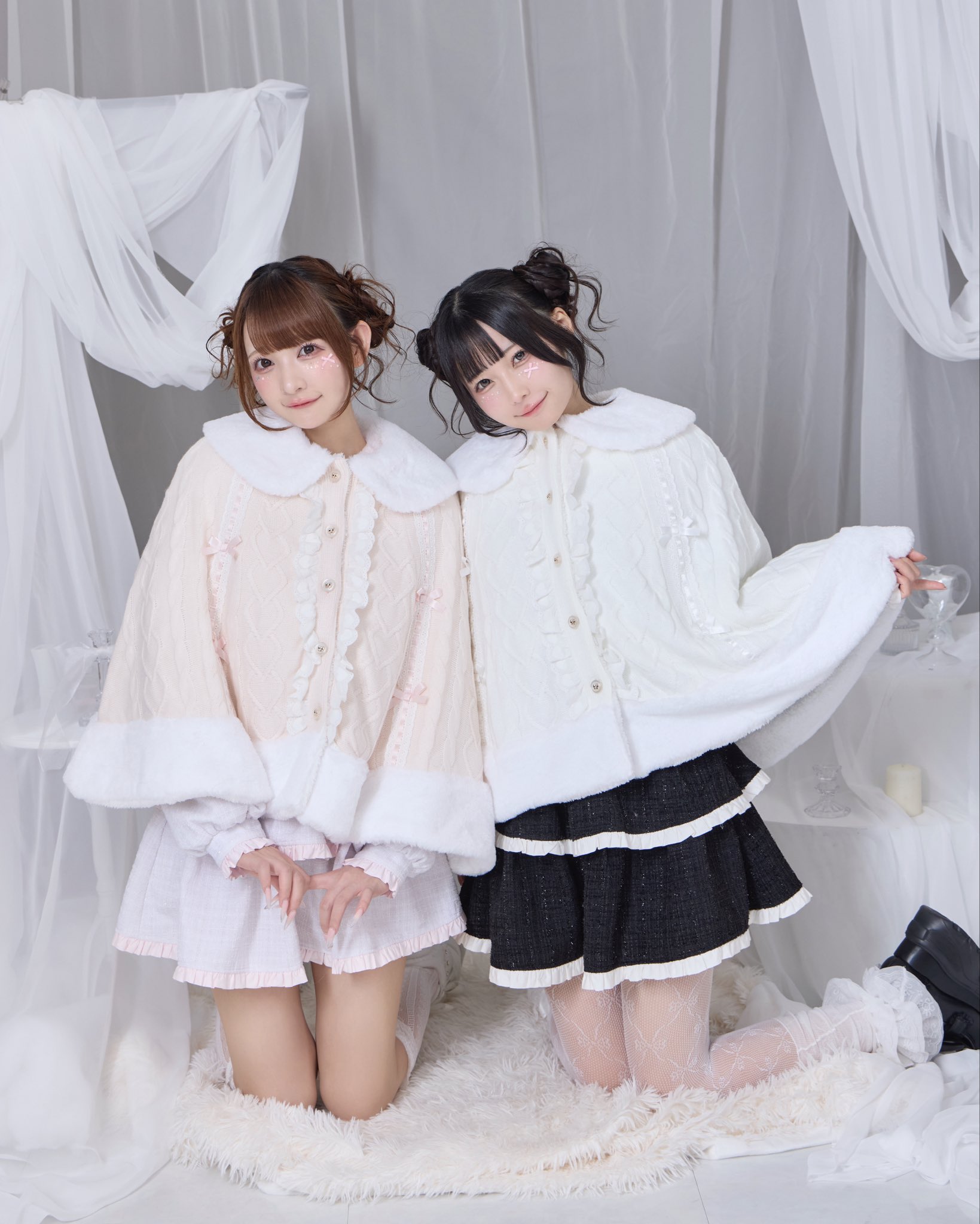 ハニーシナモン ポンチョ コート ハートケーブルレースアップポンチョ – BUNNY APARTMENT