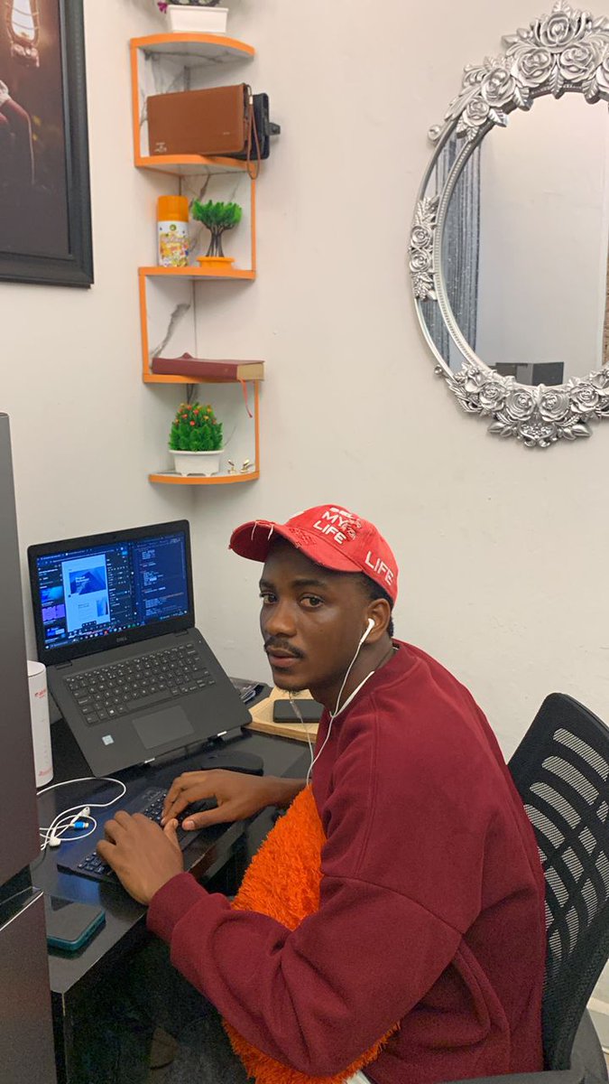 moses_bases's tweet image. Hi, I&apos;m Moses, a front-end web developer with a passion for innovation and design, Constantly learning and improving. Nice to meet y&apos;all 🤗👨‍💻