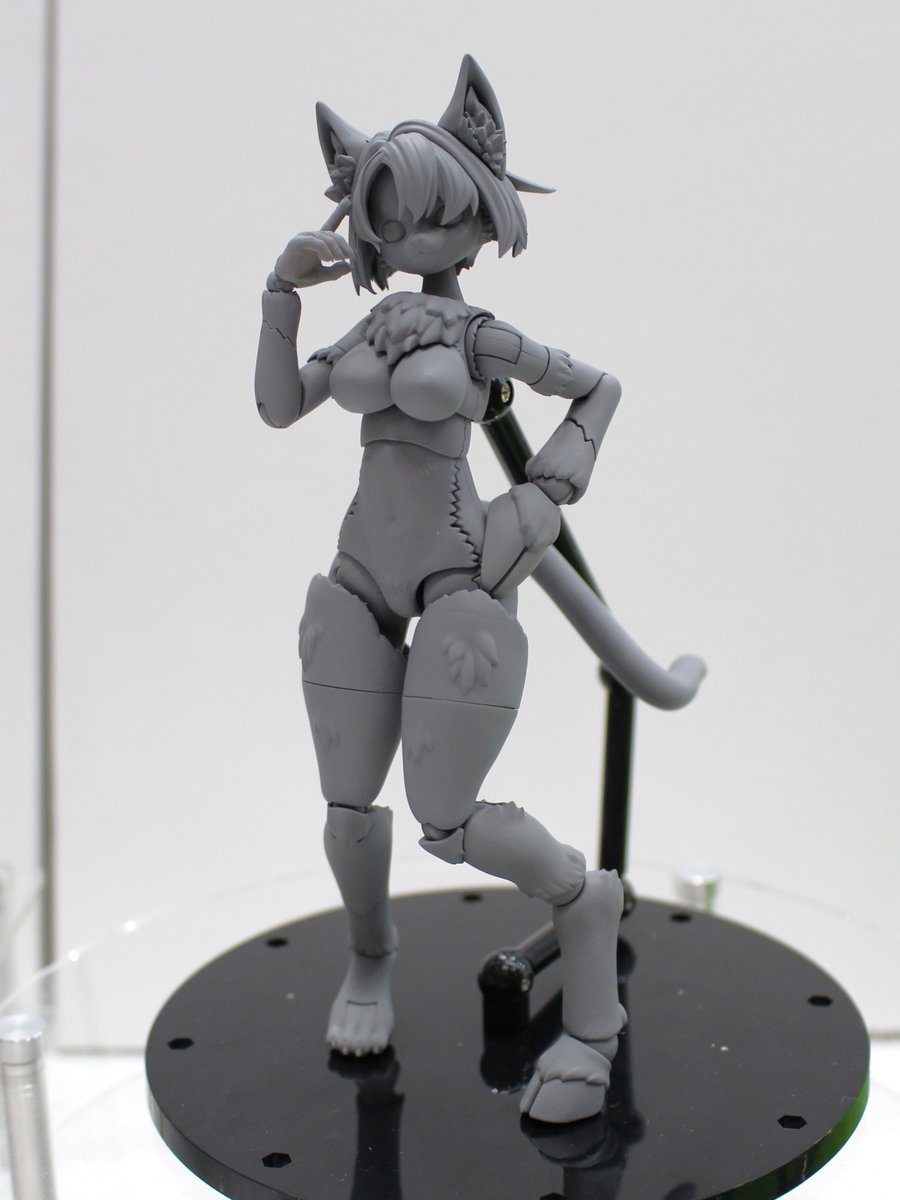 KEMOPLA_info's tweet image. 【#全日本模型ホビーショー2025 発表内容③】
今後のシリーズ展開の検討用原型も展示していました。
まずは多くの方が反応してくださった蹄🐐🐎🐄
偶蹄目・奇蹄目のケモノだって無視は出来ません!蹄の造形がうまくいけば、かなりラインナップの幅が広がるのではないでしょうか✨…
