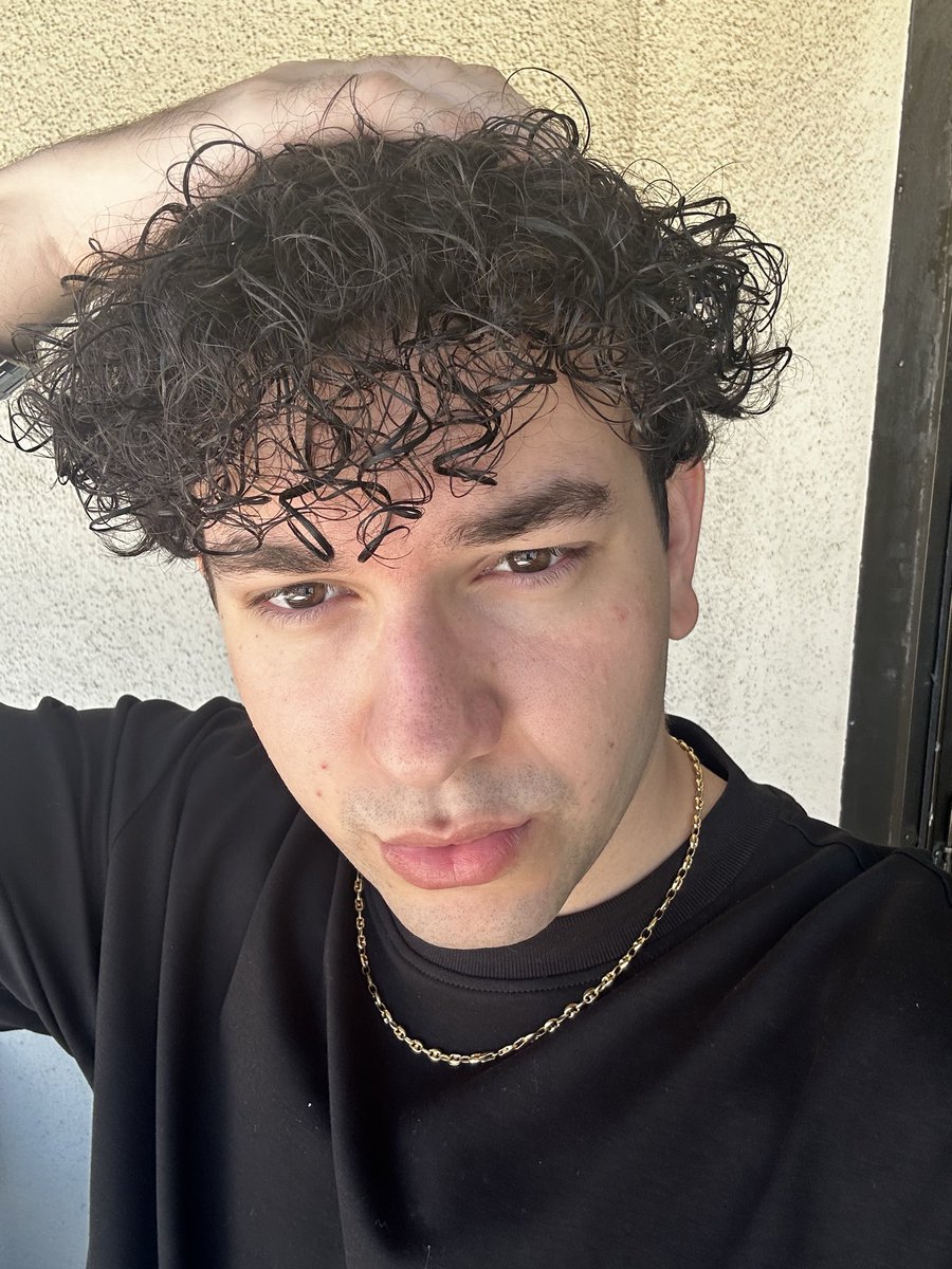 Goodbye San Diego until next time 👋 back to VA ✈️
First of many twitchcon, nice seeing everyone &amp; hanging out was lots of fun.