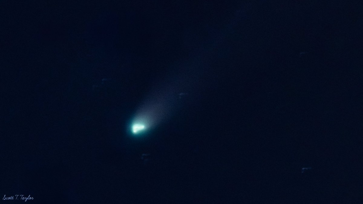 Grallon's tweet image. I captured stunning footage of #cometlemmon from the comfort of my own backyard.
📷 #Canon EOS R8 #SIGMA 150-600mm lens #Utah @abc4utah @accuweather @KUTV2News @natwxdesk @fox13 @weatherchannel @KSL5TV @NBCNews @NASA @SpencerJCox @CanonUSA @SigmaBeauty