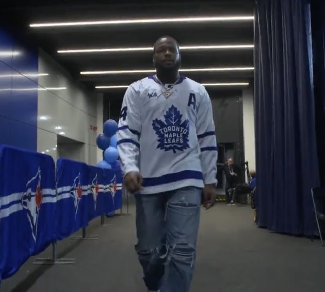 noorrzainab's tweet image. he beat the curse