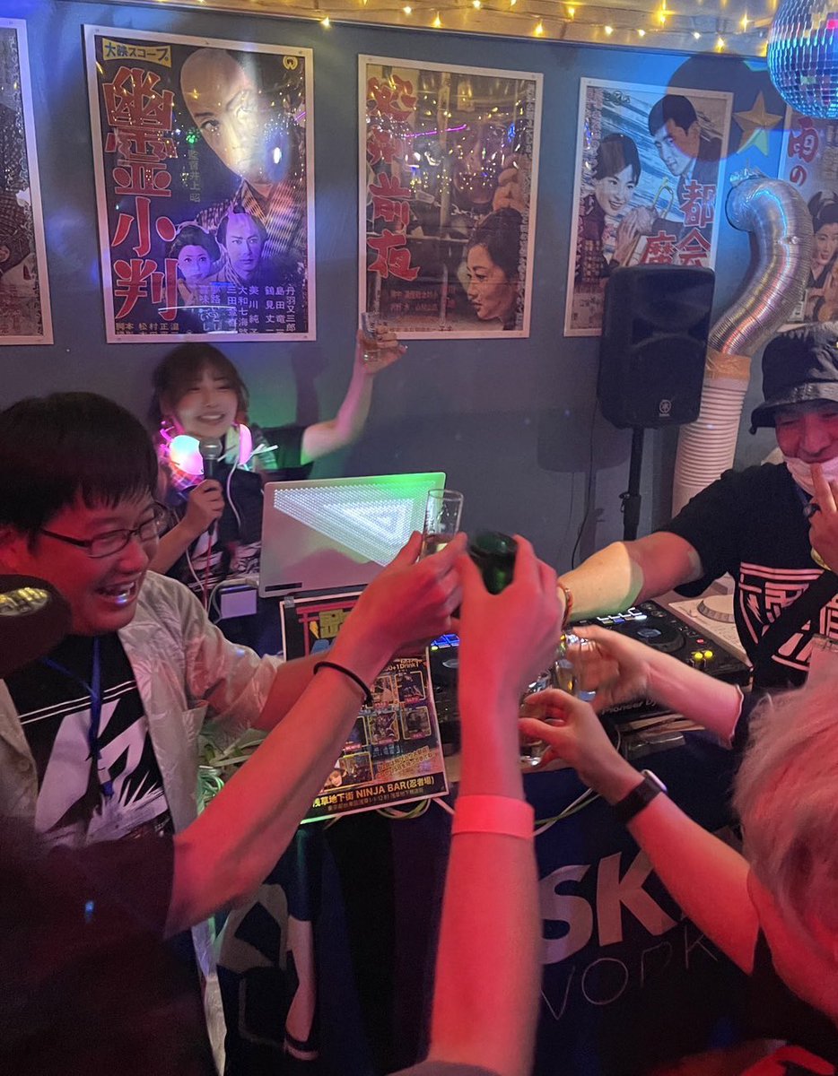 毒電波少女　みぉん tweet media