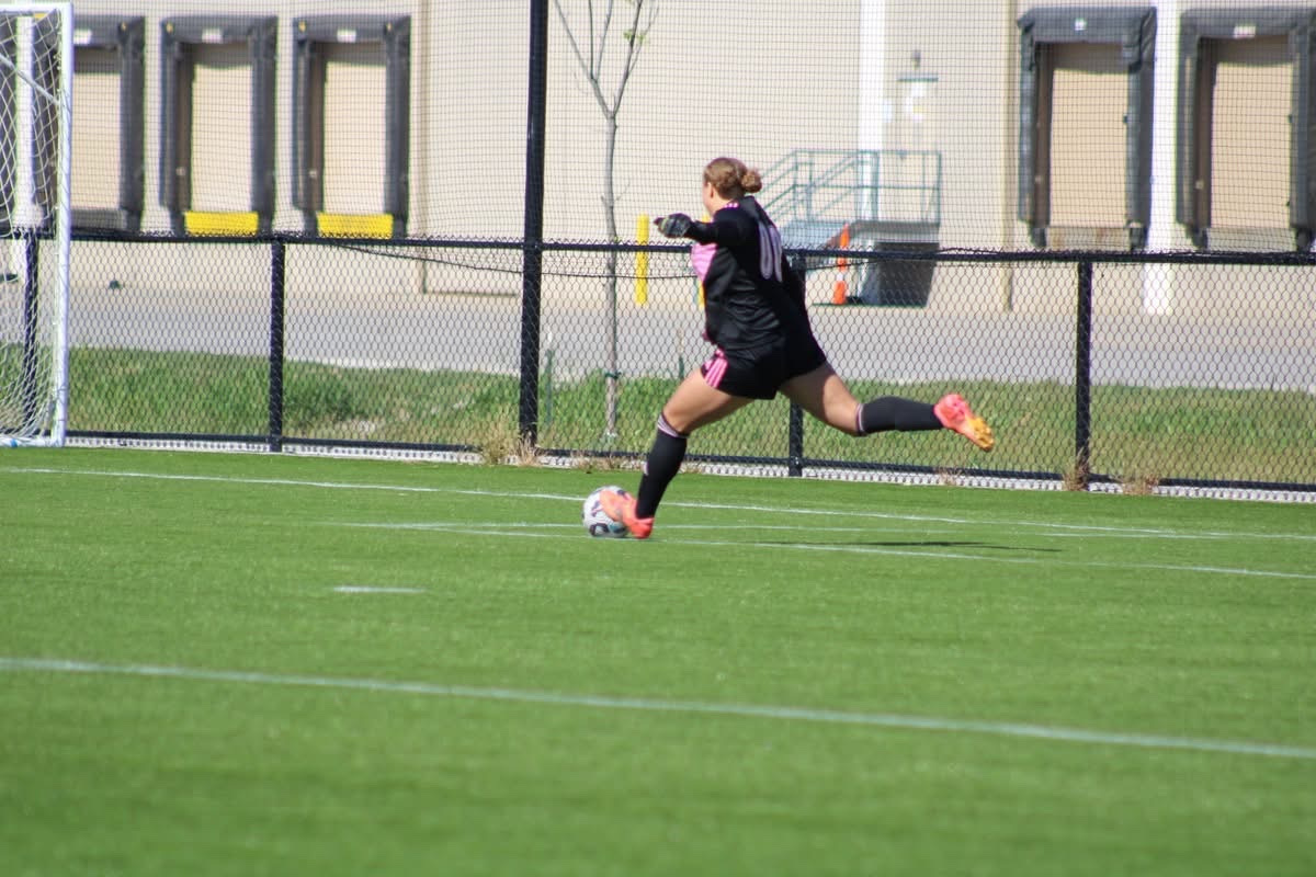 TLewisGK's tweet image. Great weekend of soccer. Love this team!