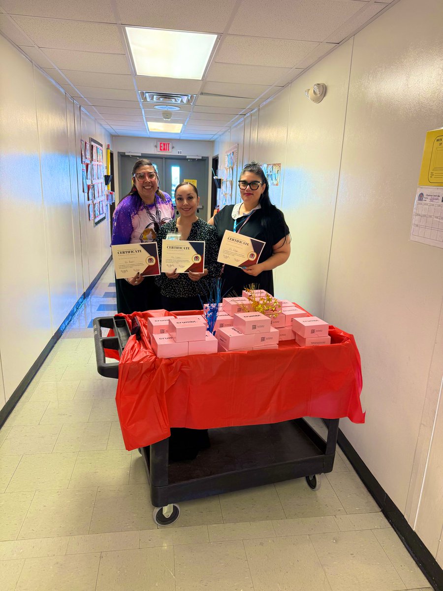 Mrs. McConnell tweet media