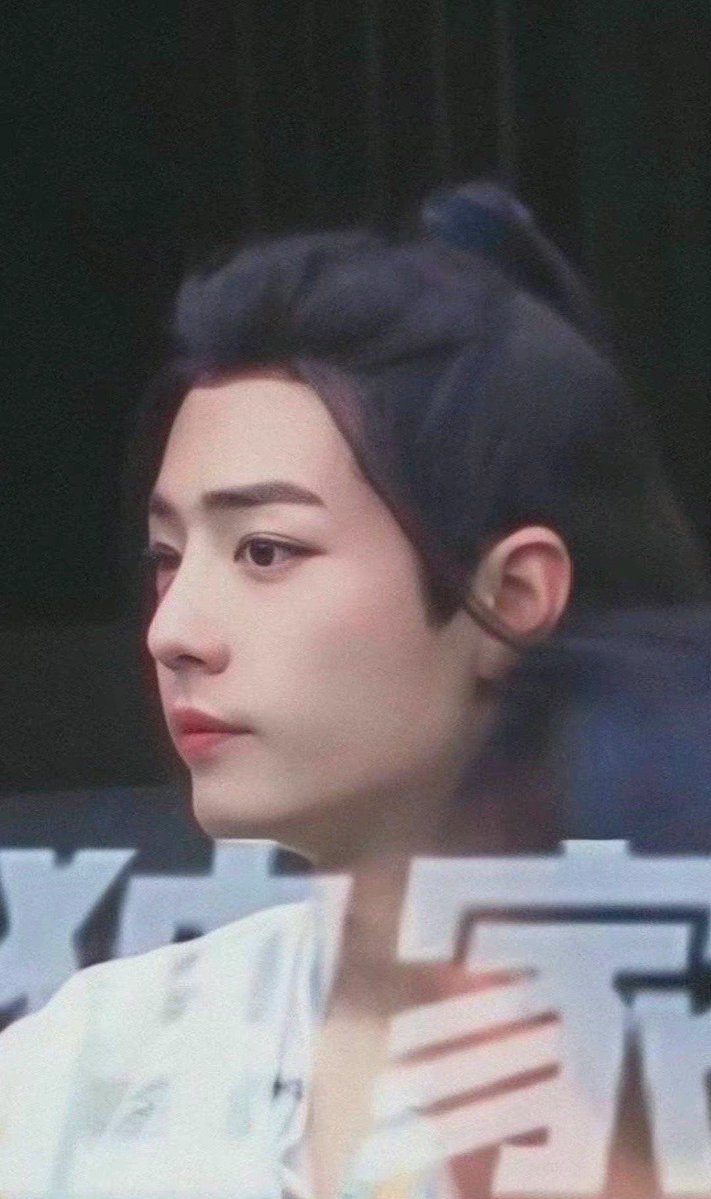 dollxzhan's tweet image. just woke up and this is the first thing you see here 😭