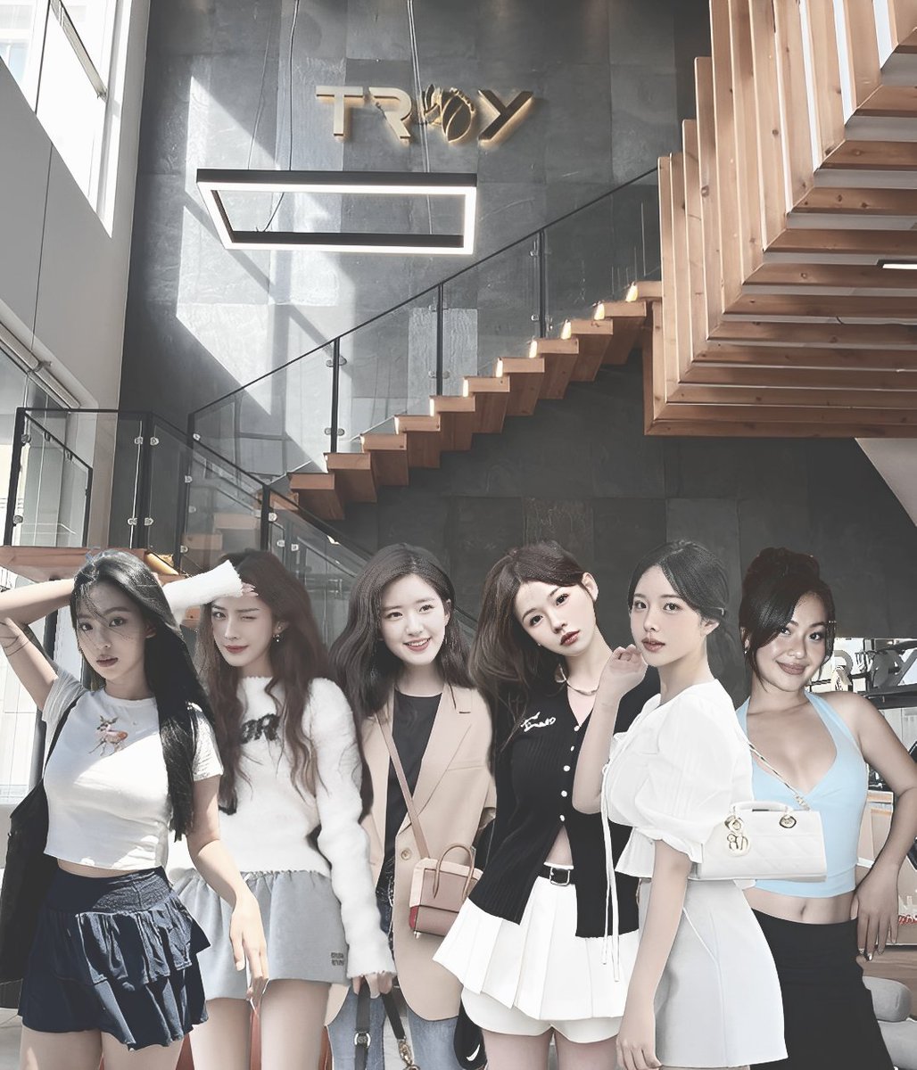 ⠀

‹ 📍 ›  𝐓𝐑𝐎𝐘’𝐬  𝐁𝐚𝐤𝐞𝐫𝐲  &amp;  𝐂𝐨𝐟𝐟𝐞𝐞  𝐋𝐨𝐮𝐧𝐠𝐞.

Girls  on  duty!  🖤

⠀
