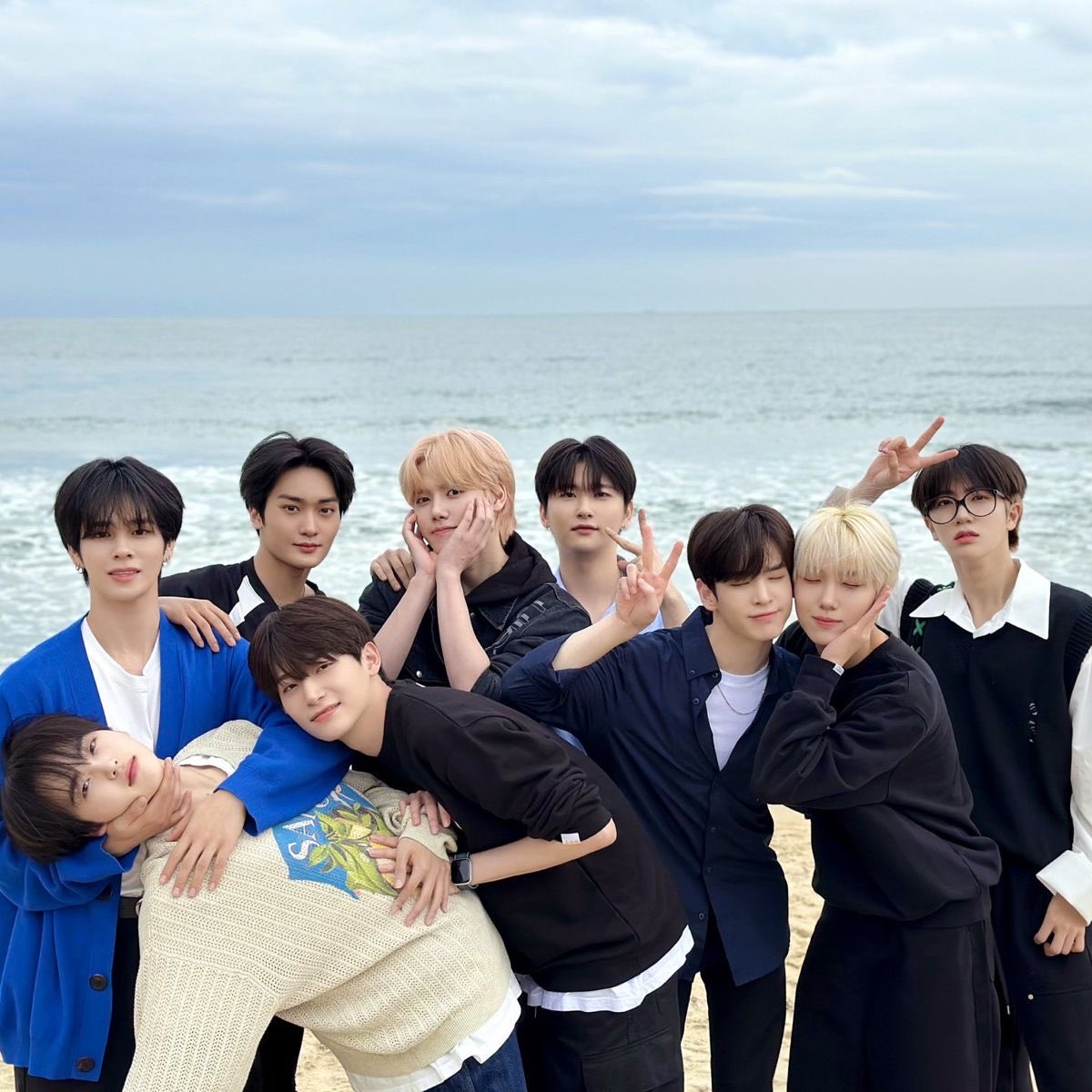 Rt= 1 vote 🗳️

vote for #CRAVITY on #2025MAMAVOTE