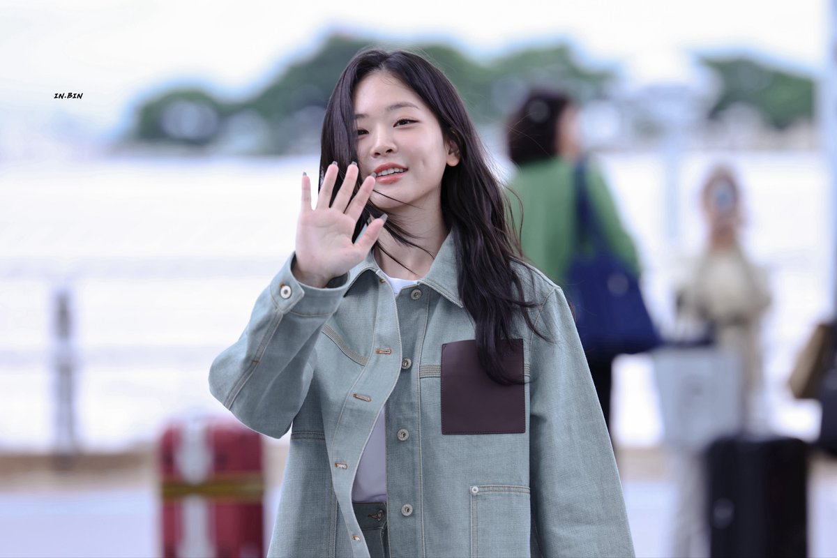 INBIN817's tweet photo. 251018 ICN 
#정수빈 #ChungSubin https://t.co/JD0UzNTMZl