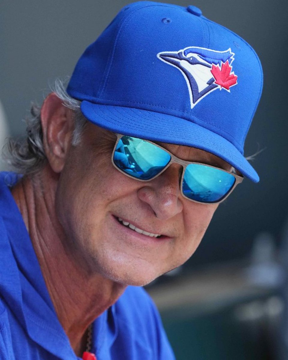 BabyBiird's tweet image. As much as I hate the Toronto Blue Jays I’m happy for Don Mattingly. He’s my childhood idol and my all-time favorite NY Yankee. 

Hopefully Donnie Baseaball gets that World Series ring. 
 
#Postseason 
#ALCS