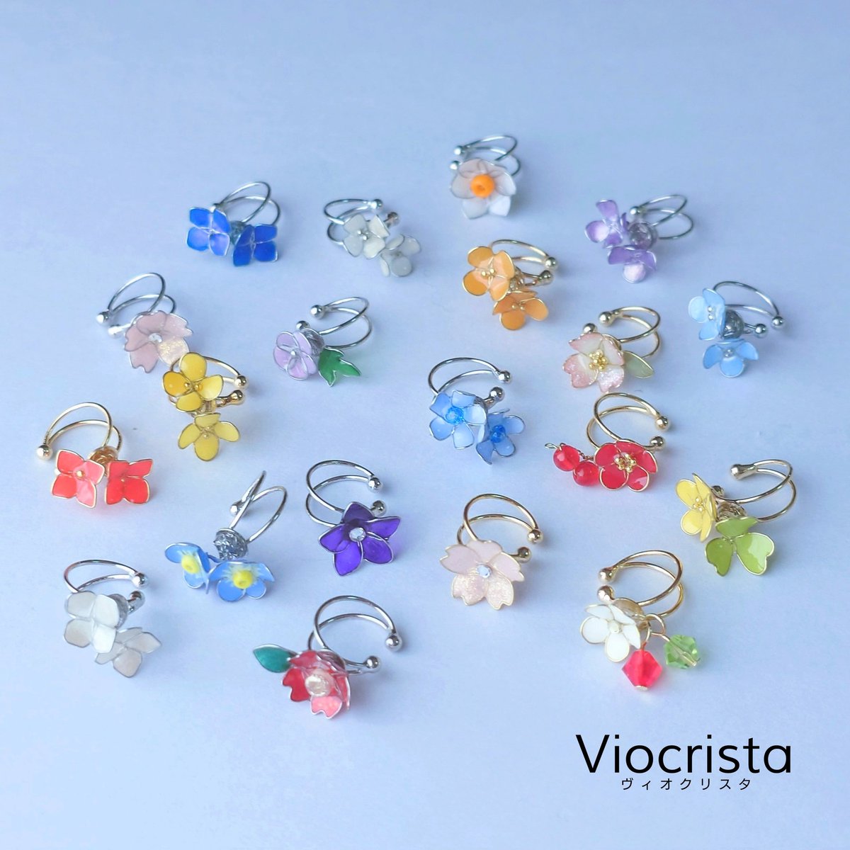 ワイヤー×液体樹脂×マニキュアで咲かせる #ディップフラワー 
今年は薔薇をメインに、多種多様なお花を展開中💐

11/16日 #デザフェス62 P-244南館4F
12/14日 #クリマ53 名古屋
通販:minne.com/@viocrista
委託:キャラメルキューブショコラ様　<a href="/C_CHOCOLAT_C/">CARAMEL CUBE CHOCOLAT</a> (池袋)

Thanks☆ <a href="/Lupopo_cafe/">*LUPOPO cafe&gallery* 三軒茶屋の糖質オフのケーキ専門カフェとハンドメイドのお店</a>