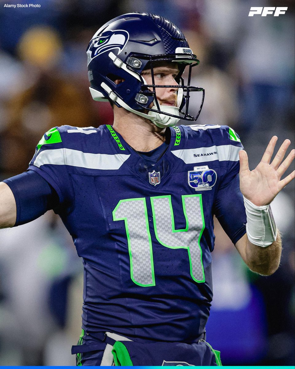 Sam Darnold at the half:

🎯 9/15
🎯 134 yards
🎯 1 touchdown
🎯 111.5 passer rating 