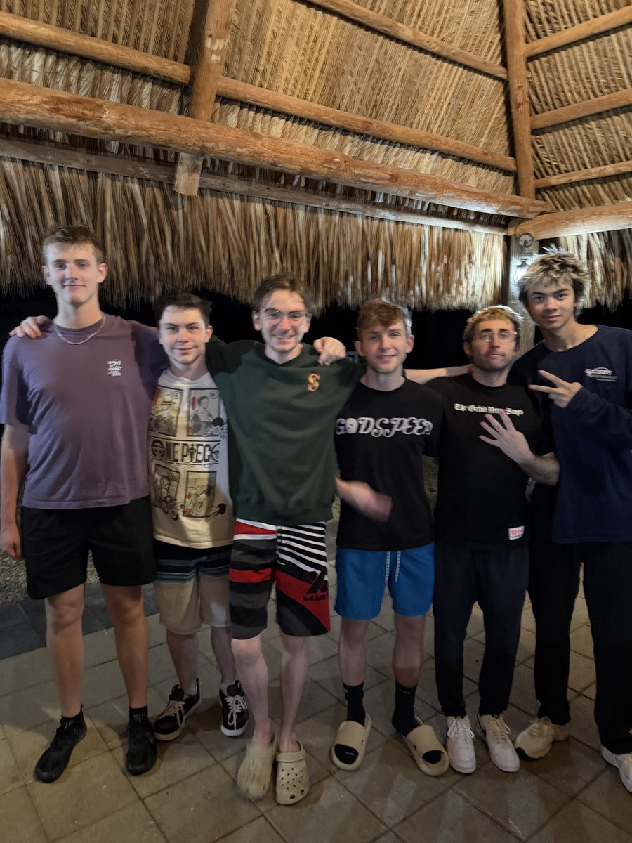 ShioVLR's tweet photo. Wasn’t the result we wanted but it was such a fun experience. Great seeing everyone there and it’s no where near the last time I’m playing on LAN, time to lock in! ❤️ @ROKesports https://t.co/PAd2pgGpQ2