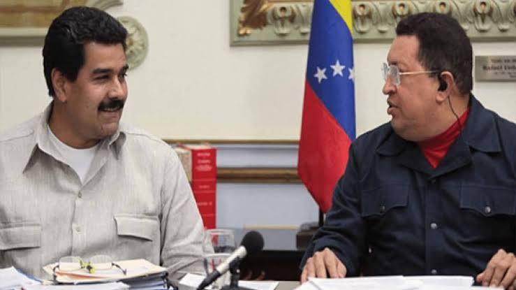 paho_emprende's tweet image. Desde la Base de Misiones Socialistas “Comuna Las 8 Raíces de Mecedores”, Maduro inaugura Sala de Autogobierno: un símbolo de que la revolución sigue viva en el pueblo. ✊ #PoderPopular #RevoluciónBolivariana #Venezuela