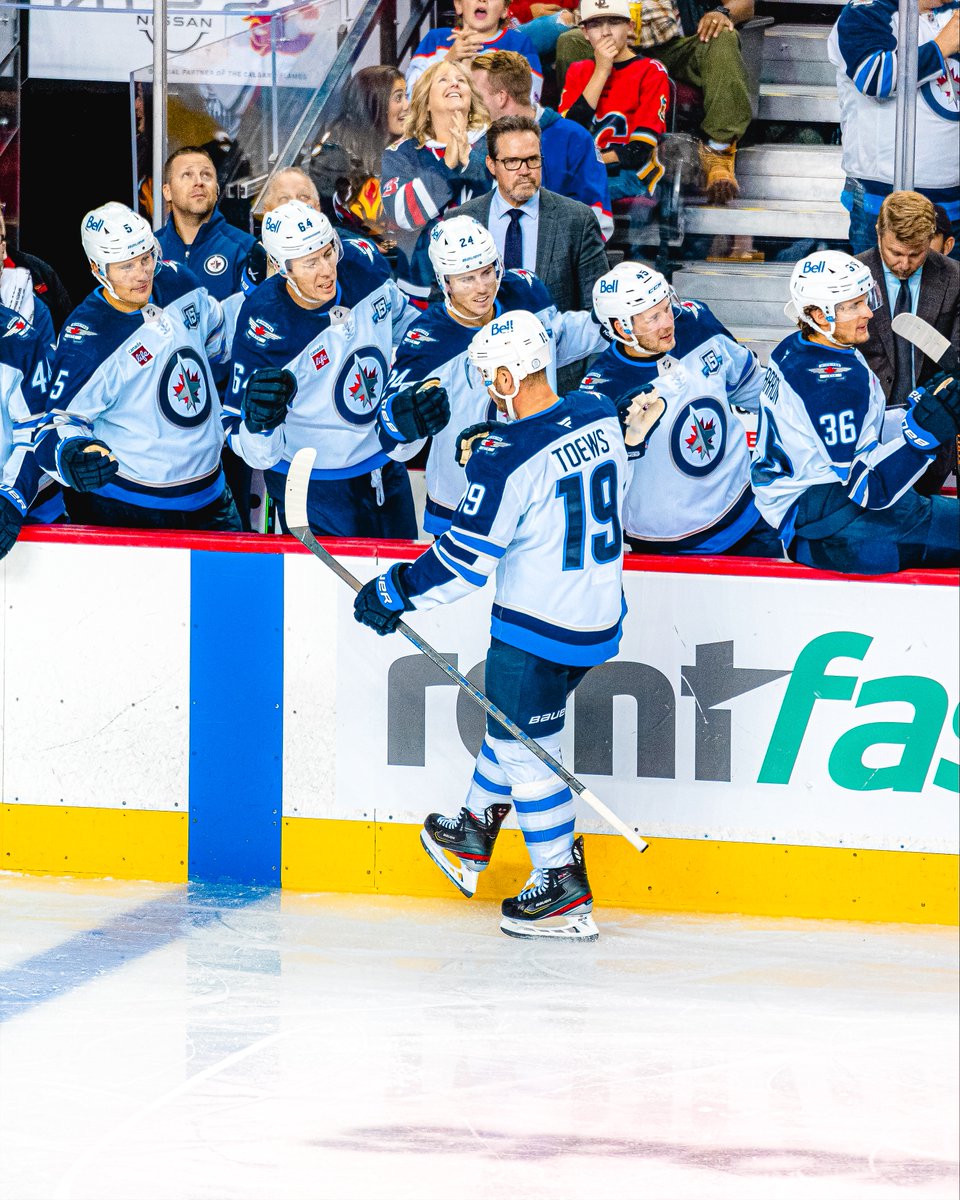 The Winnipeg, MB native scores for his HOMETOWN team 🥹