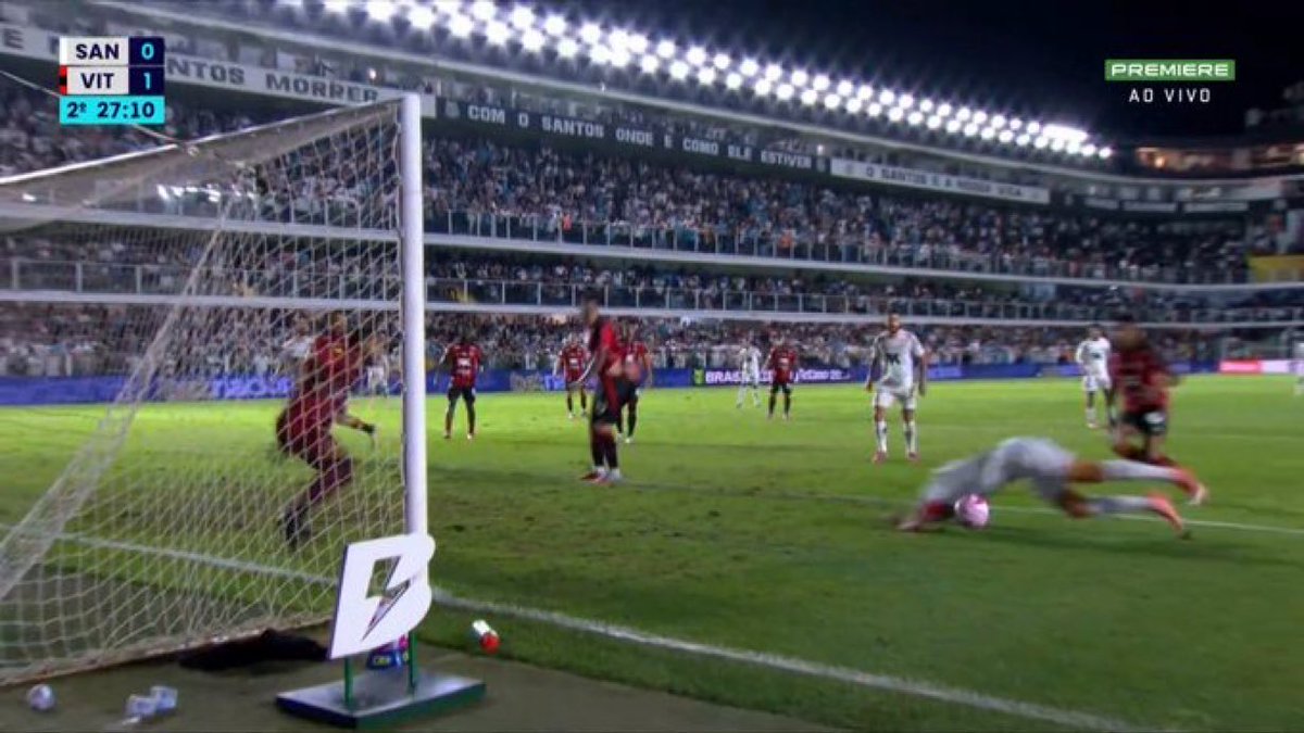 não me estresso com futebol tweet media