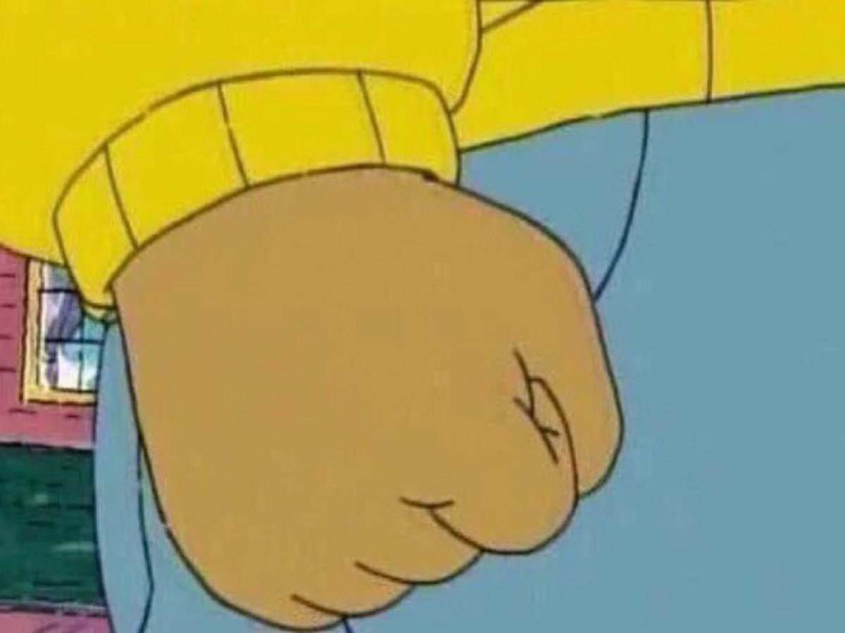 vctrstrm's tweet image. > Open a linux laptop.
> The login screen doesn't respond.
> Press Ctrl + Alt + F1 and manually restart the GUI.
> You're in.
> Most GUI apps crashed and your battery is at 3%