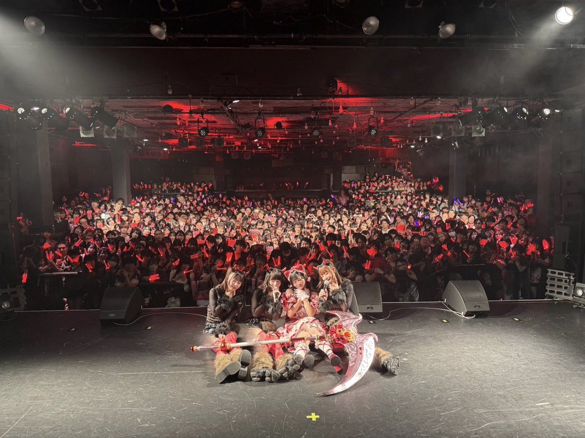 きゅるりんってしてみて (@kyurushite) on Twitter photo 改めて❣️❣️
昨日は #逃げ水あむ 生誕ライブ「あむはアイドル5ねんせい!~みんなまとめてあむ心中~」
たくさんのお祝いありがとうございました🎂
配信チケットはこちら🎫
live-yell.com/paidlive/detai…
#きゅるして 改めて❣️❣️
昨日は #逃げ水あむ 生誕ライブ「あむはアイドル5ねんせい!~みんなまとめてあむ心中~」
たくさんのお祝いありがとうございました🎂
配信チケットはこちら🎫
live-yell.com/paidlive/detai…
#きゅるして