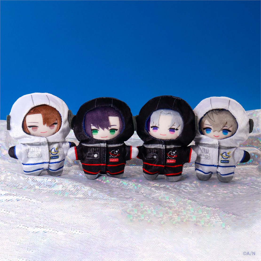 【ROF-MAO UCHU PARTY! -4th Anniv.- グッズ 紹介⑥】

描きおろし宇宙服ミニキャラのぬいぐるみマスコットは、にじぱぺっと2体分のサイズ感！
にじぱぺ宇宙服で、#にじぱぺっと でも宇宙をお楽しみいただけます🌎✨

▼本日＜10/21(火)18:00＞販売開始
shop.nijisanji.jp/TAG_811

#ろふまお4周年