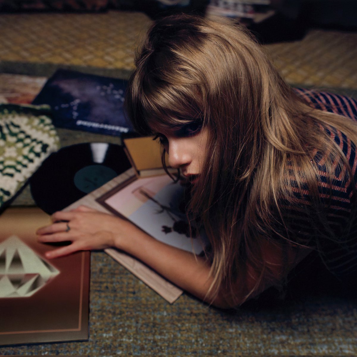 PopBase's tweet image. 3 years ago today, Taylor Swift released ‘Midnights.’

She became the first artist in Grammy history to win Album of the Year four times.