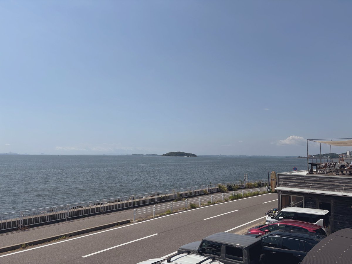 ピザピザピザって10回言ってみて😎