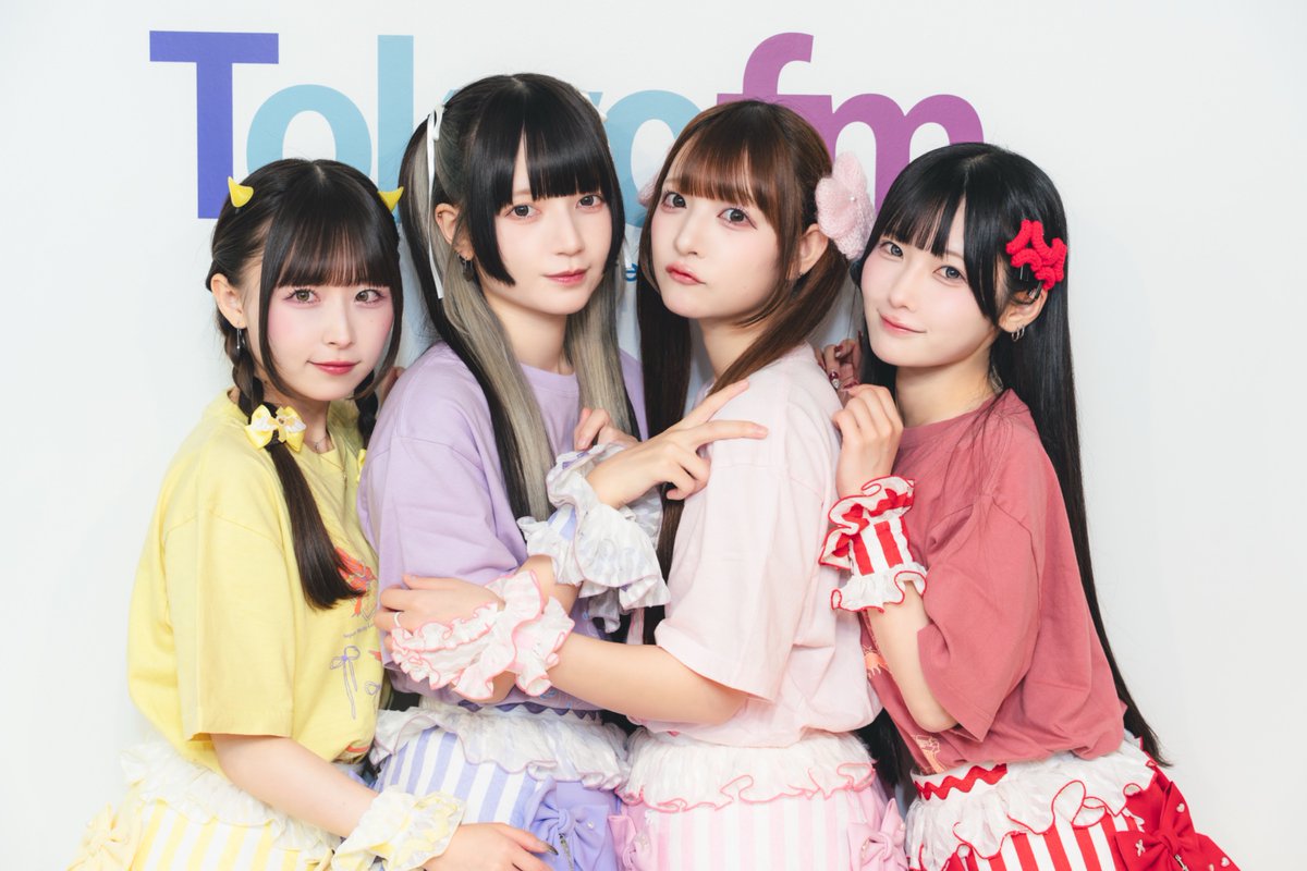 り出品 きゅるりんってしてみて きゅるりんってしてみて OFFICIAL SITE – DEARSTAGEのアイドルグループ